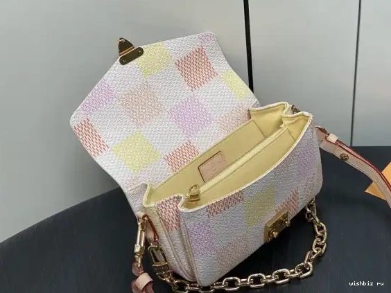 WIS POCHETTE VUITTON METIS LOUIS WEST EAST 0513